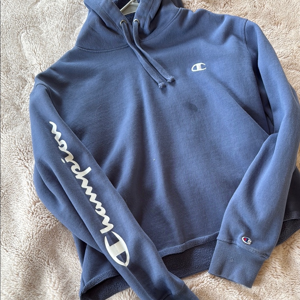 Champion Cropped Blue Hoodie